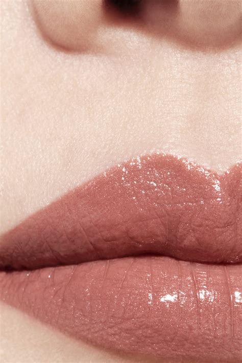 chanel 402 adrienne dupe